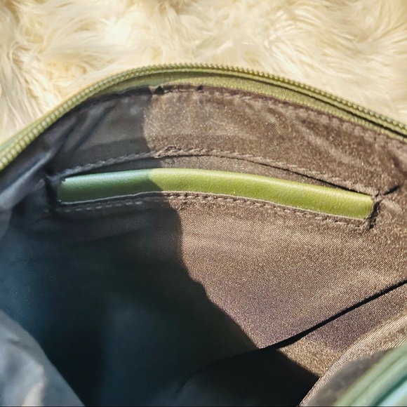 Kaari Blue Olive Green Large Travel Case - Picture 5 of 5